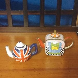 Two tiny teapots